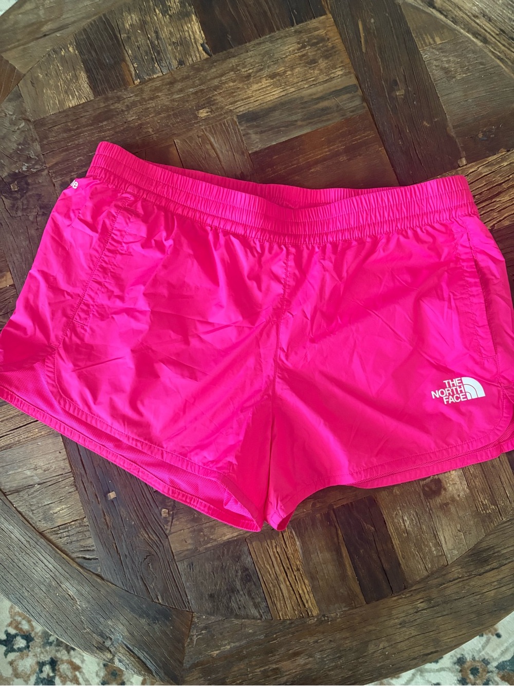 The North Face Hydrenaline Hot Pink Shorts NWT size Large